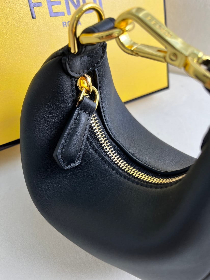 FENDI Praphy - 8