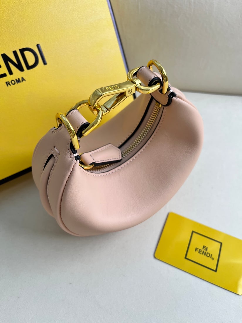 FENDI Praphy - 3