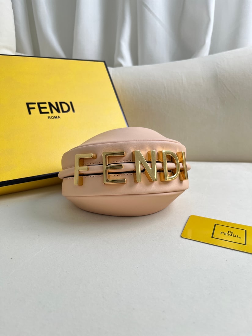 FENDI Praphy - 5
