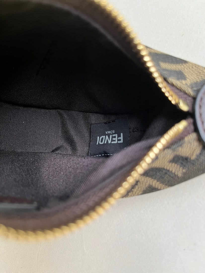 FENDI Praphy - 5