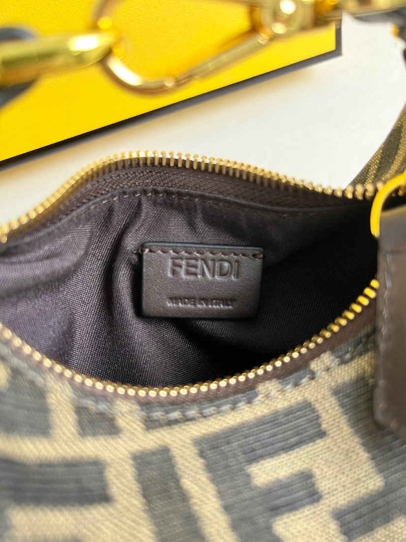 FENDI Praphy - 6