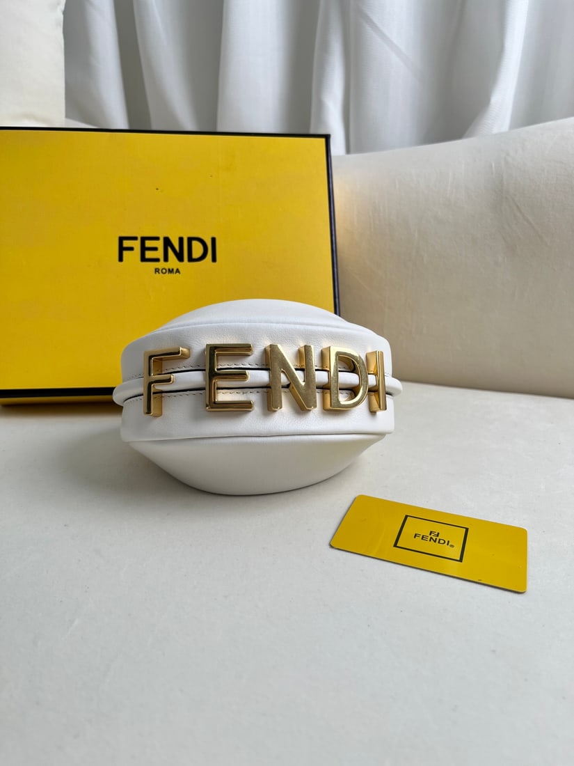 FENDI Praphy - 5