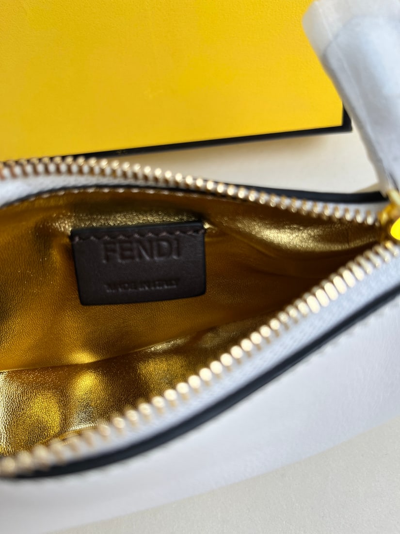 FENDI Praphy - 7