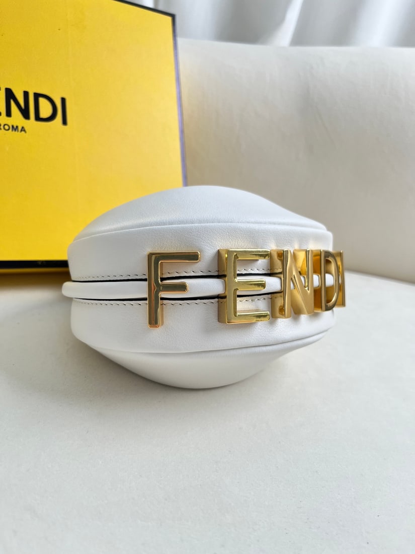 FENDI Praphy - 9