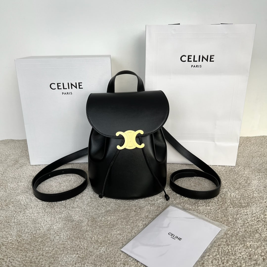 Celine: BONNIE Smooth Cowhide Leather Backpack, 25 x 18 x 13 cm. Made of cowhide leather with a sheepskin lining. Features include handles, backpack/shoulder carry, TRIOMPHE magnetic drawstring, leather strap