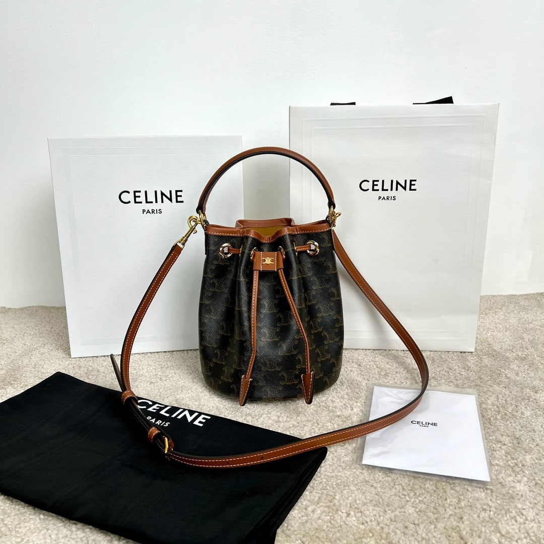 Celine: TEEN CLARA logo print cowhide leather handbag, dimensions 16 x 19 x 16 cm. Logo print, cowhide leather trim, fabric lining, drawstring leather straps for handles, shoulder bag, and crossbody, decorati