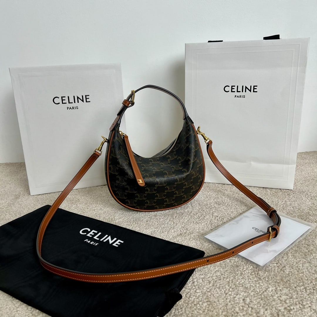 Celine TEEN LULU: This TEEN LULU logo-print cowhide leather handbag can be carried by hand, over the shoulder, or crossbody. It can fit large smartphones such as the Plus. Dimensions: 21 x 24 x 5 cm. Features include l
