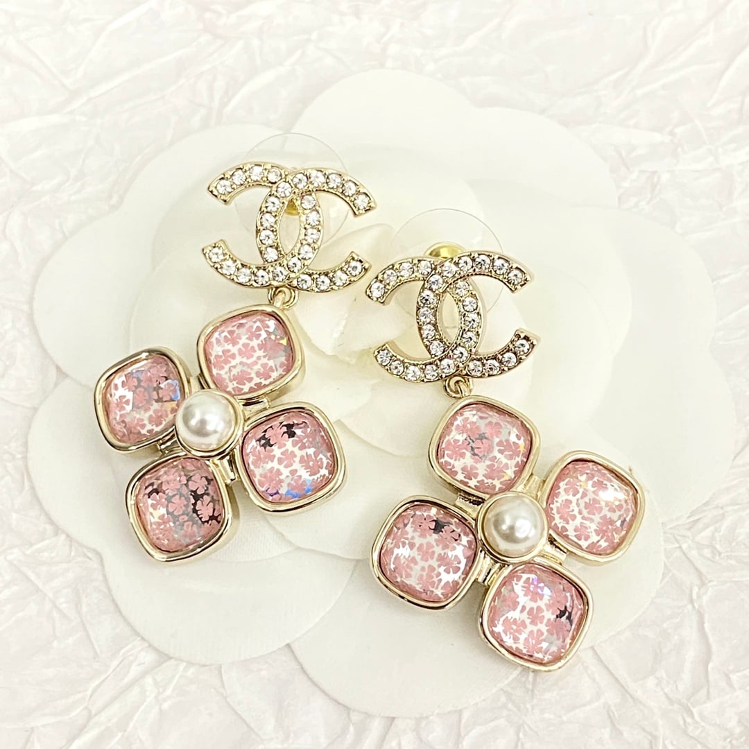 Chanel double C pendant clover earrings (1 of 8)
