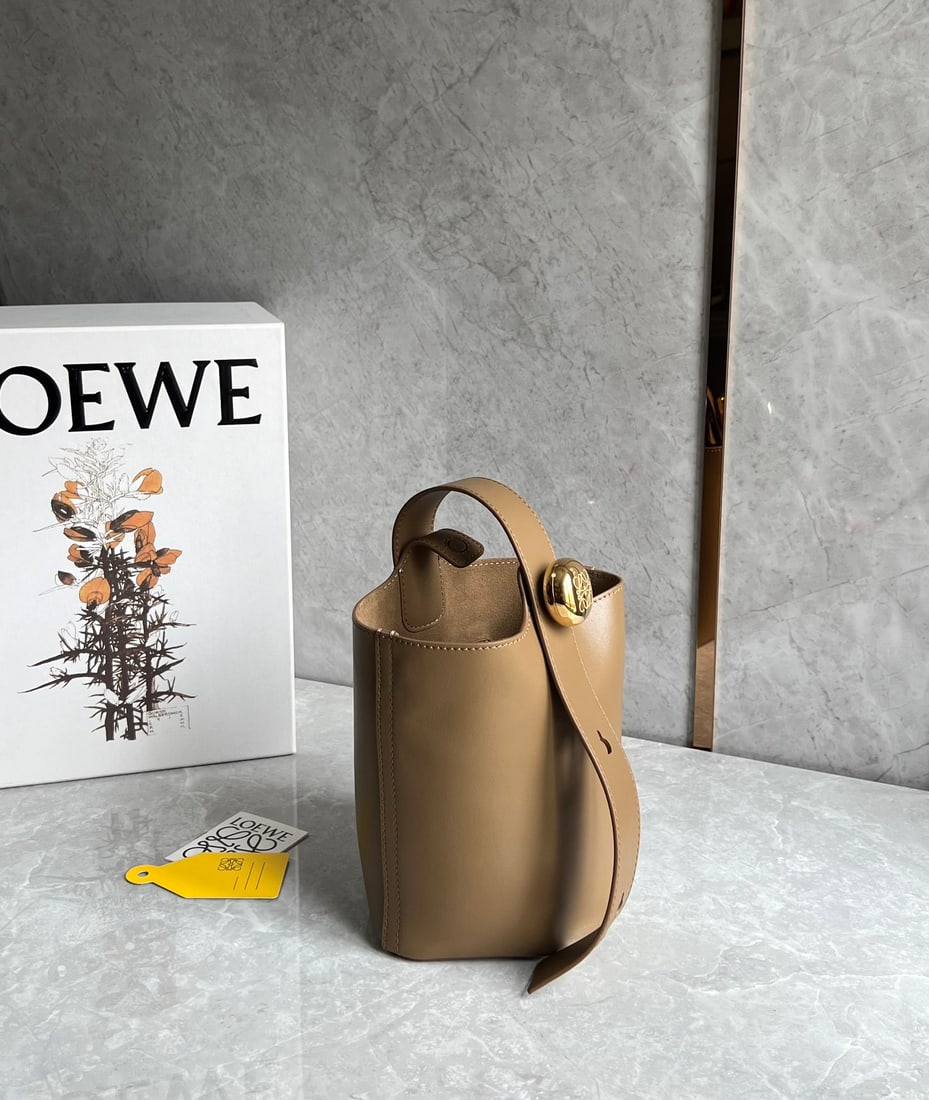 LOEWE - 8