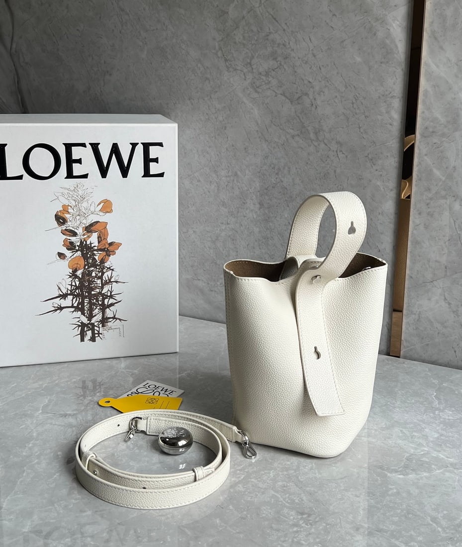 LOEWE - 4