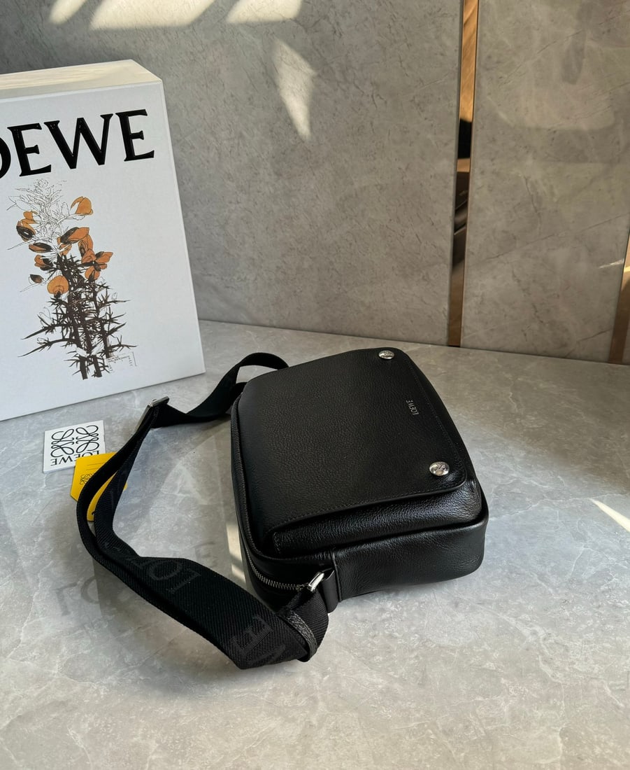 LOEWE - 9