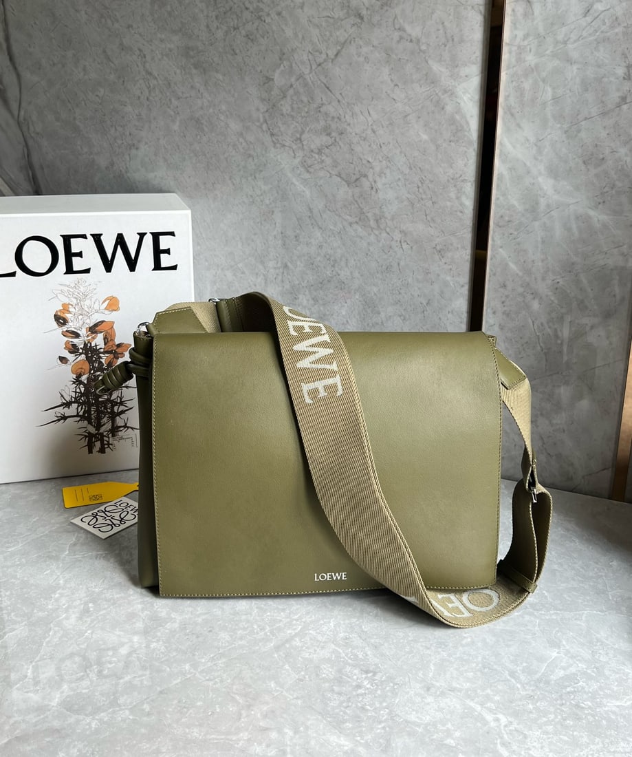 LOEWE - 4