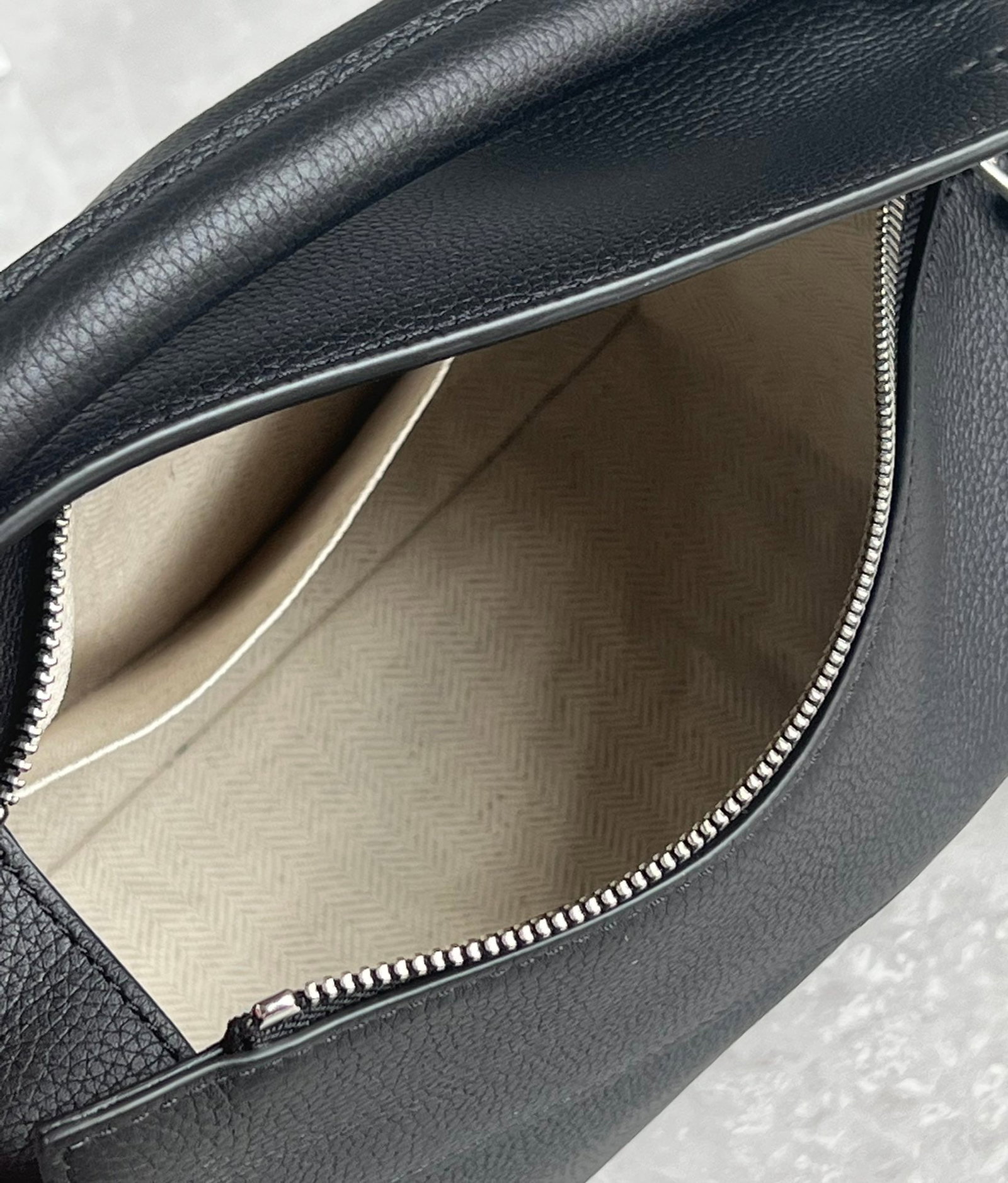 LOEWE - 6