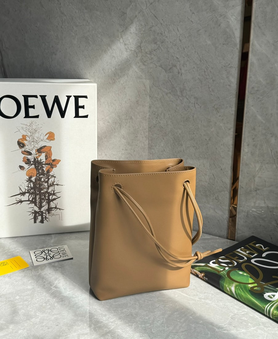 LOEWE - 4