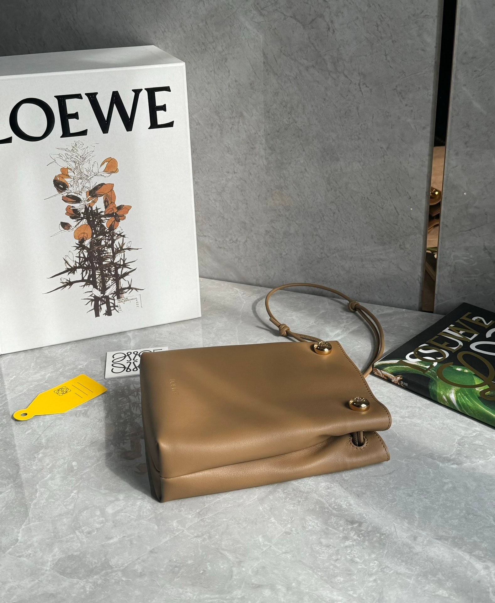 LOEWE - 6