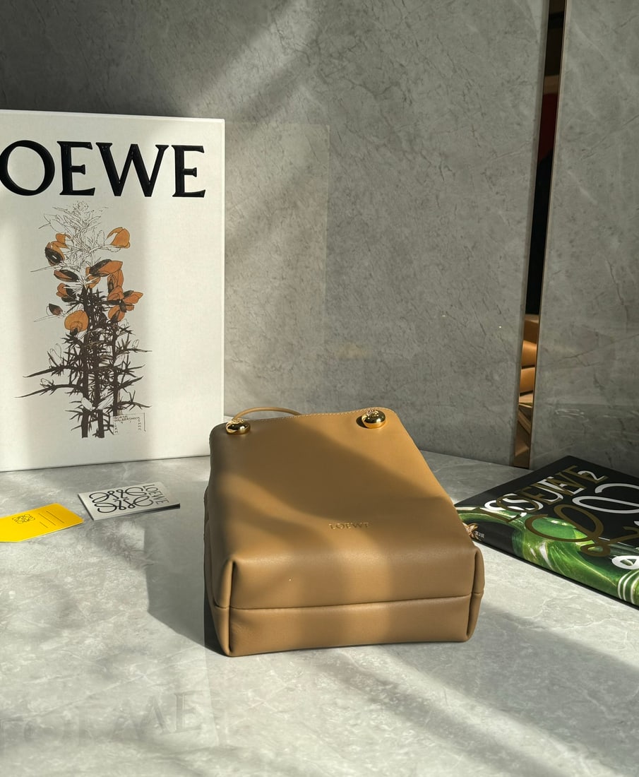 LOEWE - 7