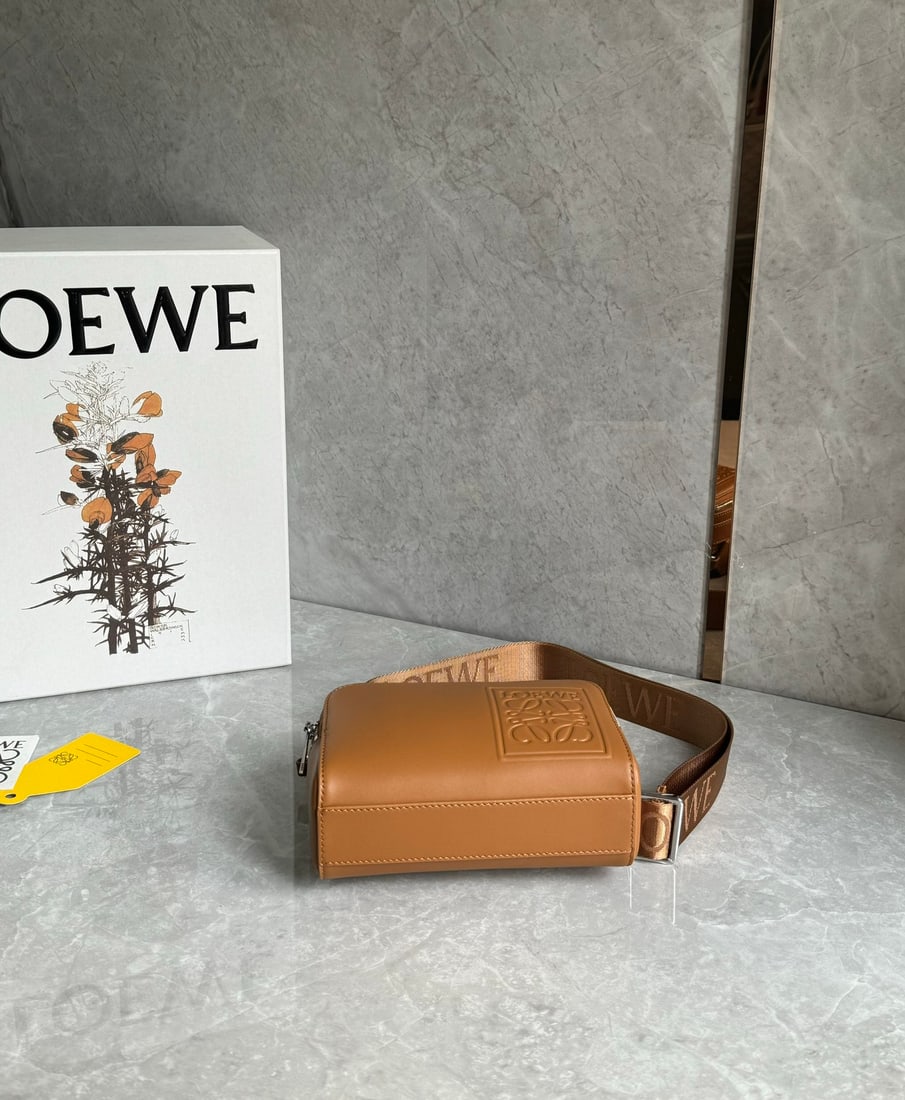 LOEWE - 9