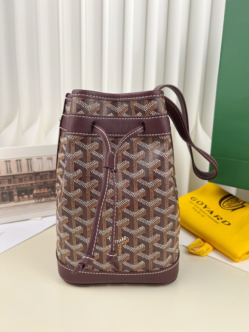 Goyard Petit Flot (1 of 8)