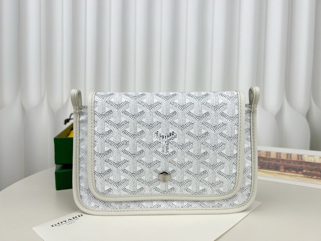 Goyard plumet: The Goyard plumet envelope bag is a lightweight pouch you can easily sling over your shoulder and head out. Despite its slim design with three compartments, it easily holds everyday essentials like