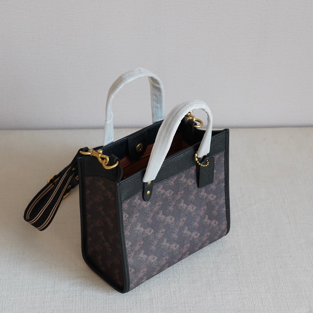 COACH - 5