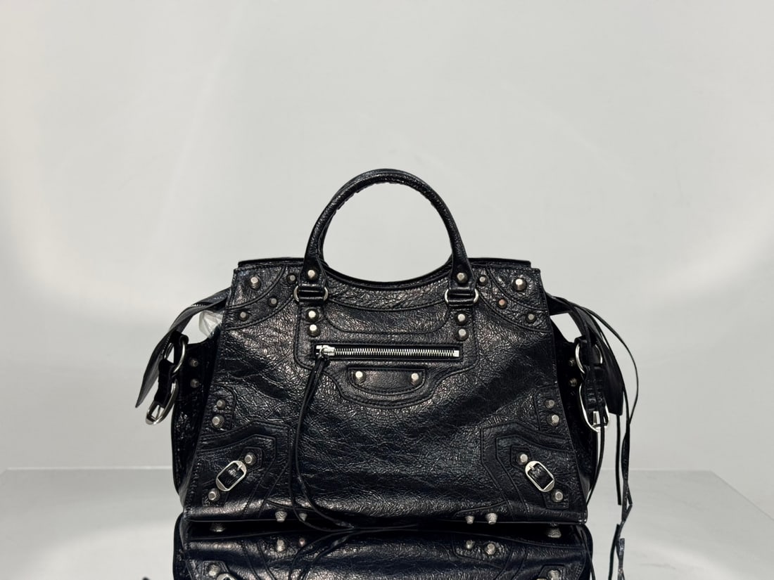 Balenciaga motorcycle bag (1 of 8)
