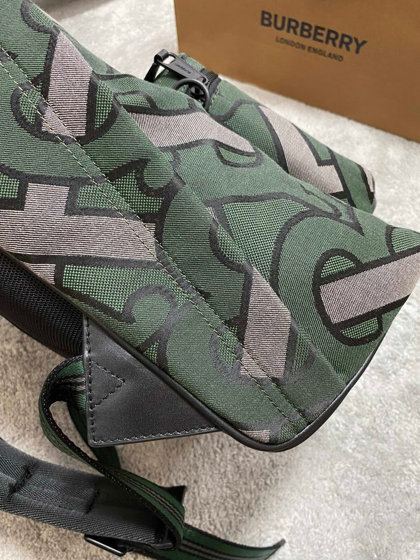 Burberry backpack - 8