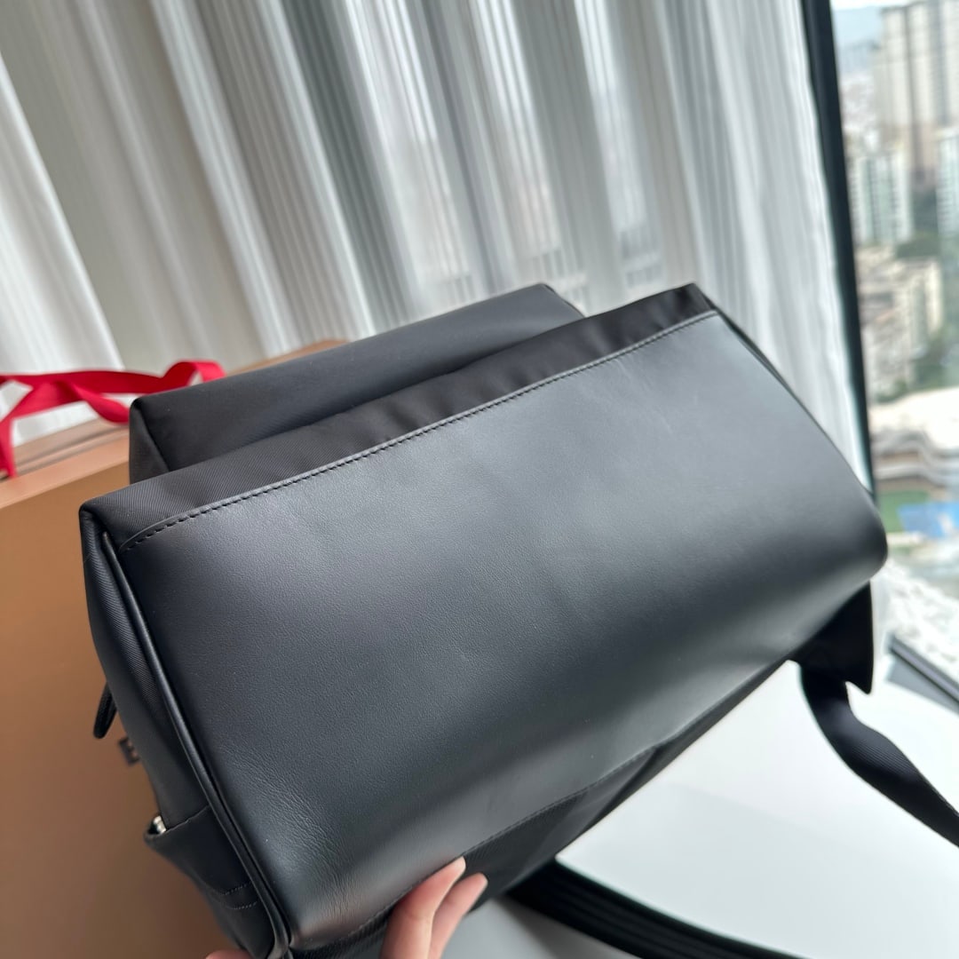 Burberry backpack - 3