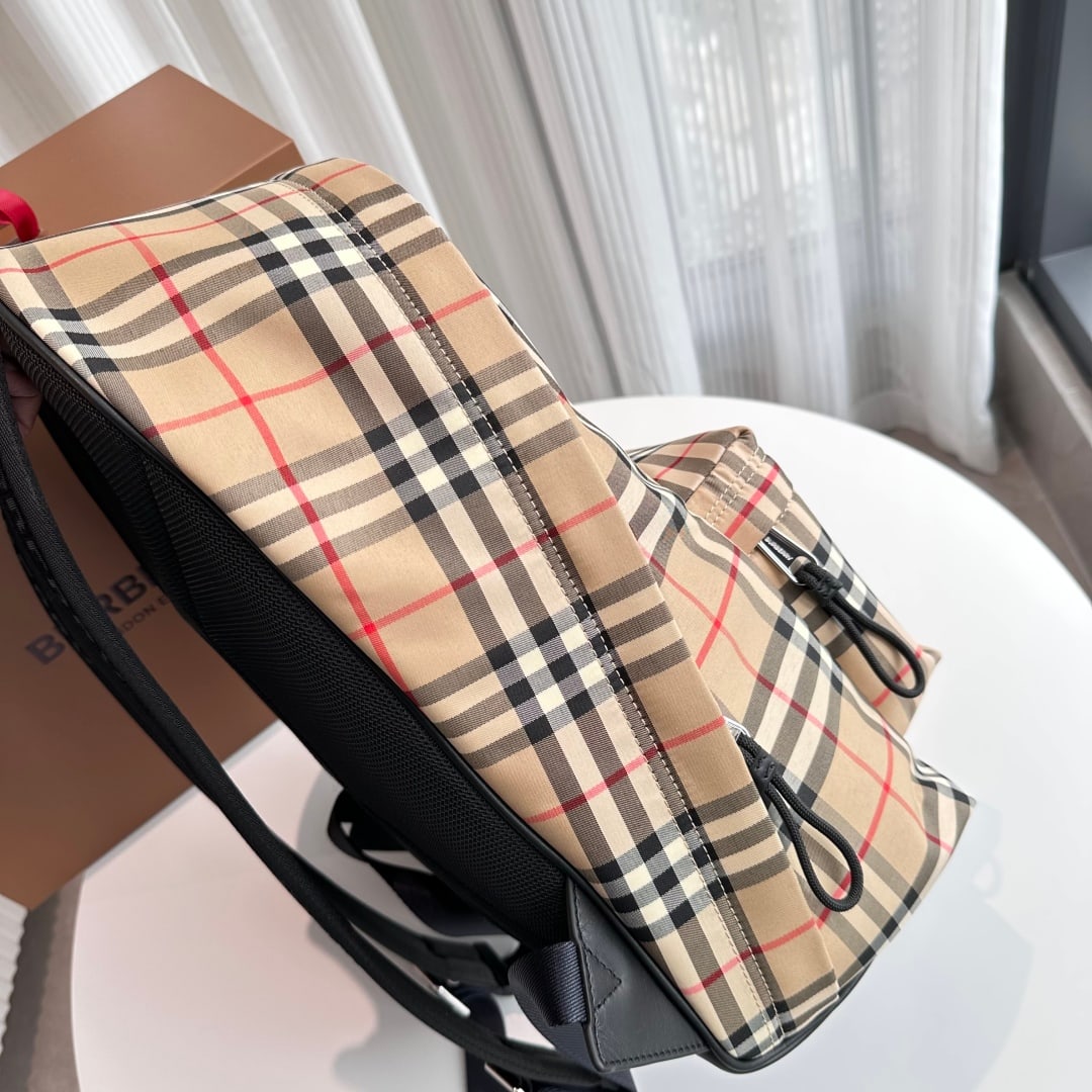 Burberry backpack - 8