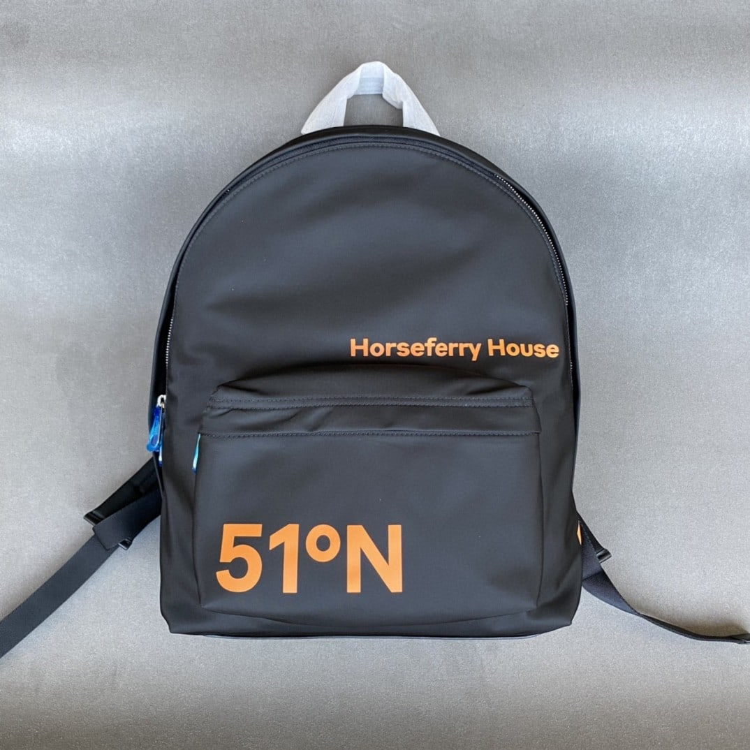Burberry backpack: Burberry backpack, made of nylon and calfskin, with the logo printed directly by the manufacturer. It has a large capacity and includes an interior laptop pocket. Lightweight, practical, and