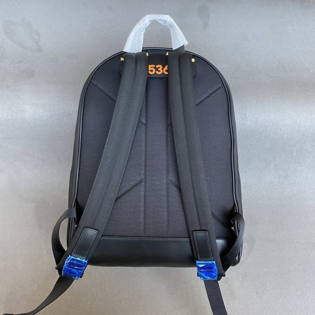 Burberry backpack - 2