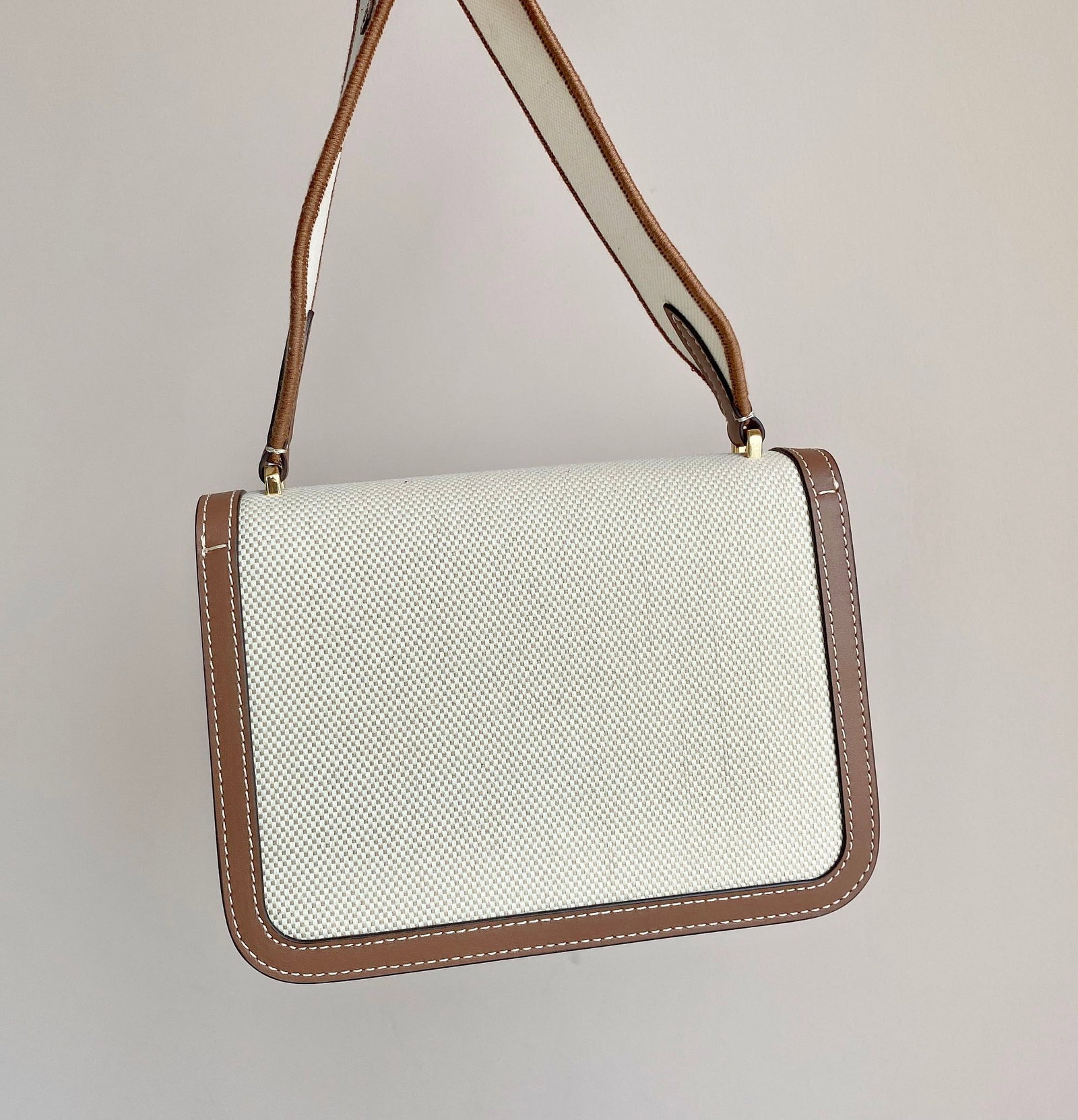 Burberry - 7