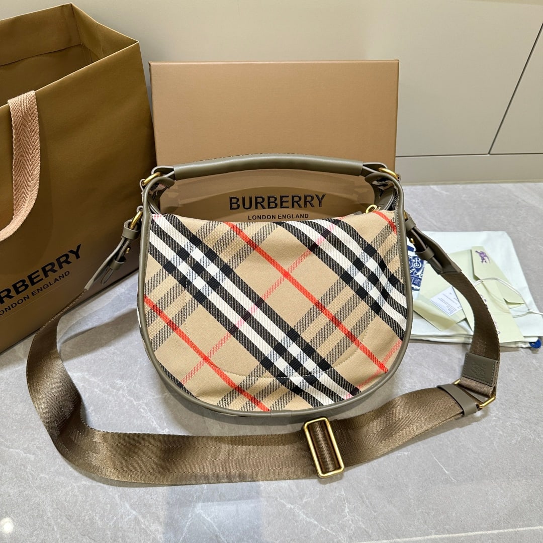 Burberry - 5