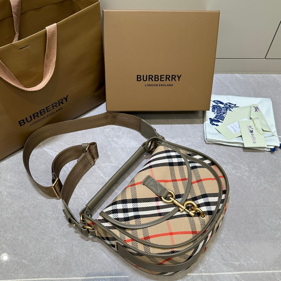 Burberry - 6