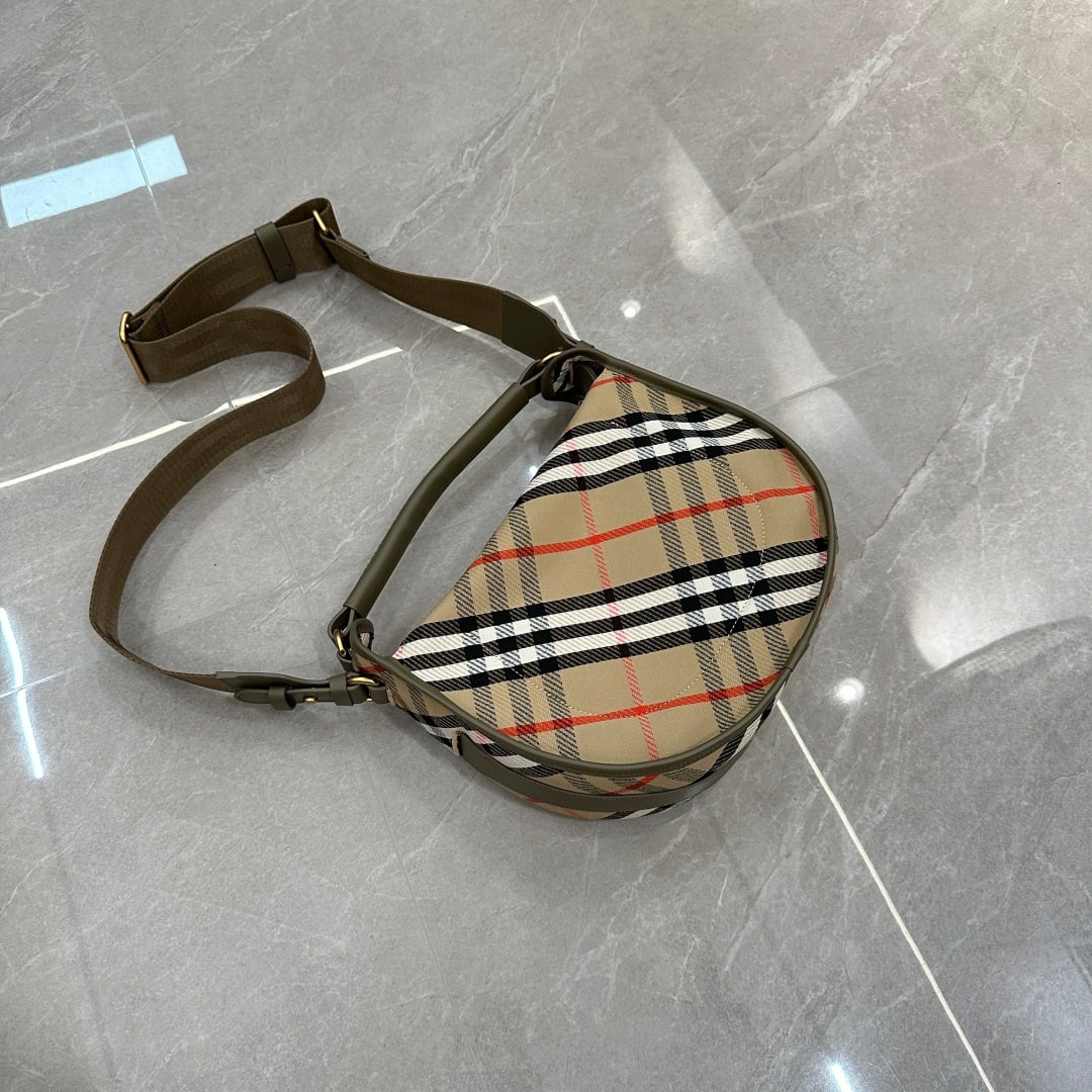 Burberry - 9