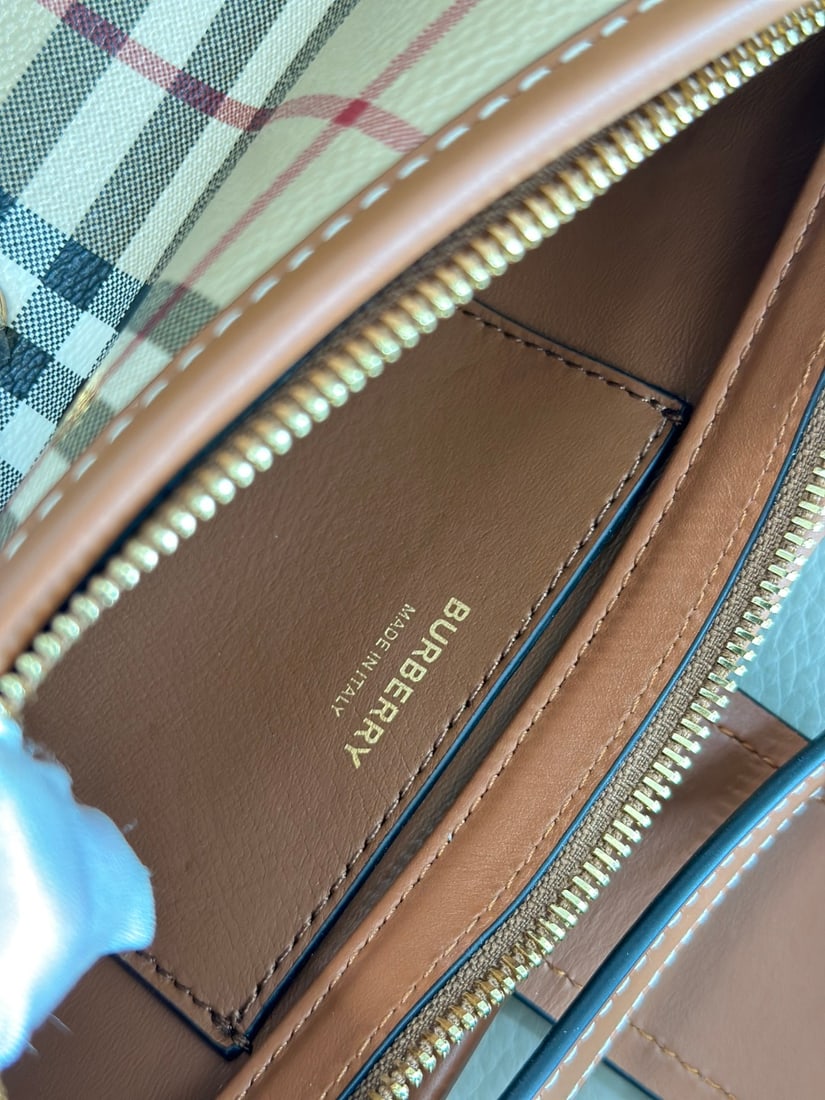Burberry Burberry - 4