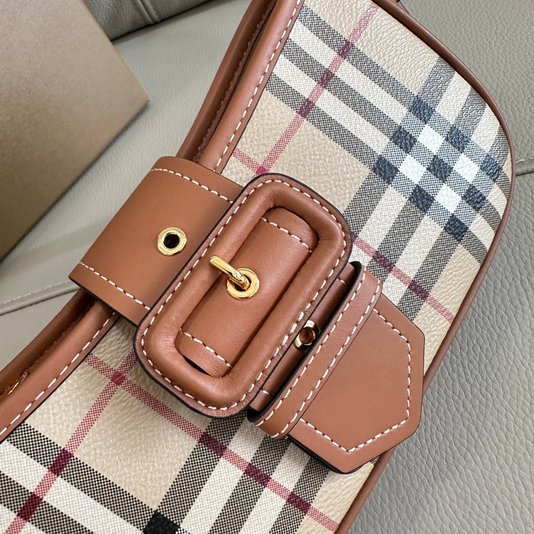 Burberry Burberry - 7