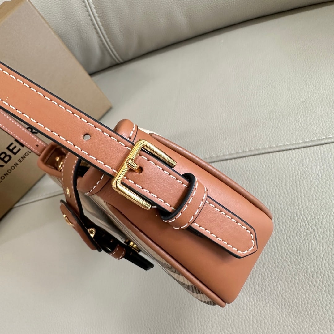 Burberry Burberry - 9
