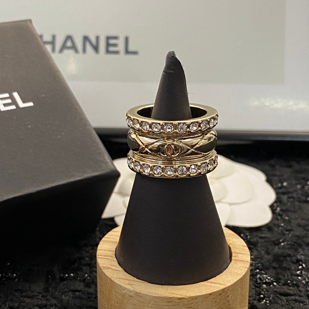 CHANEL - 2