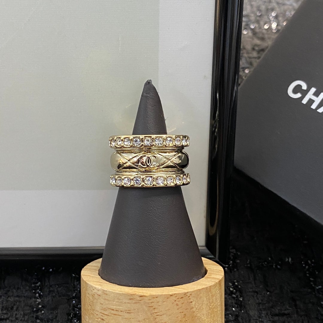CHANEL - 3