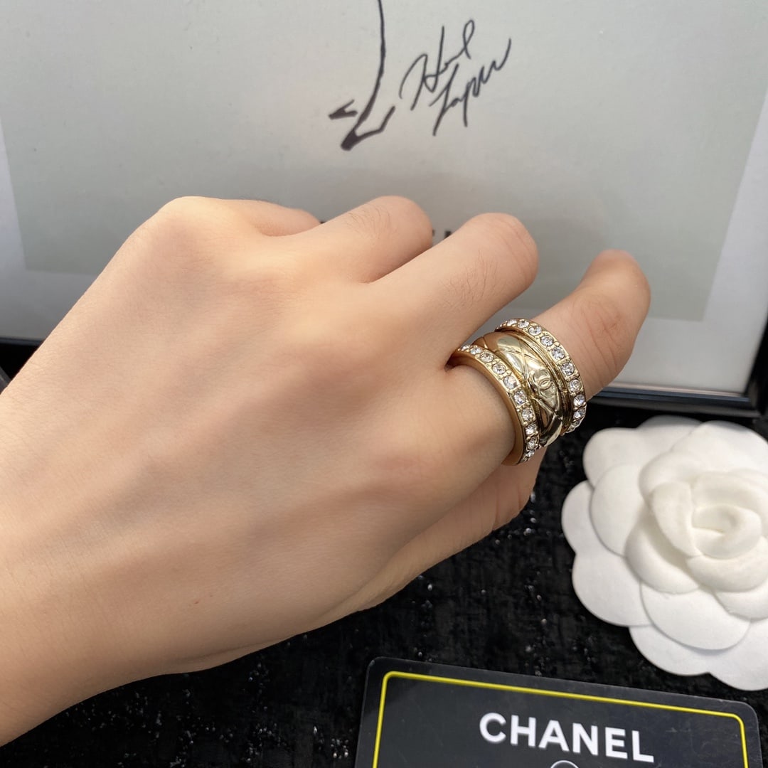 CHANEL - 7