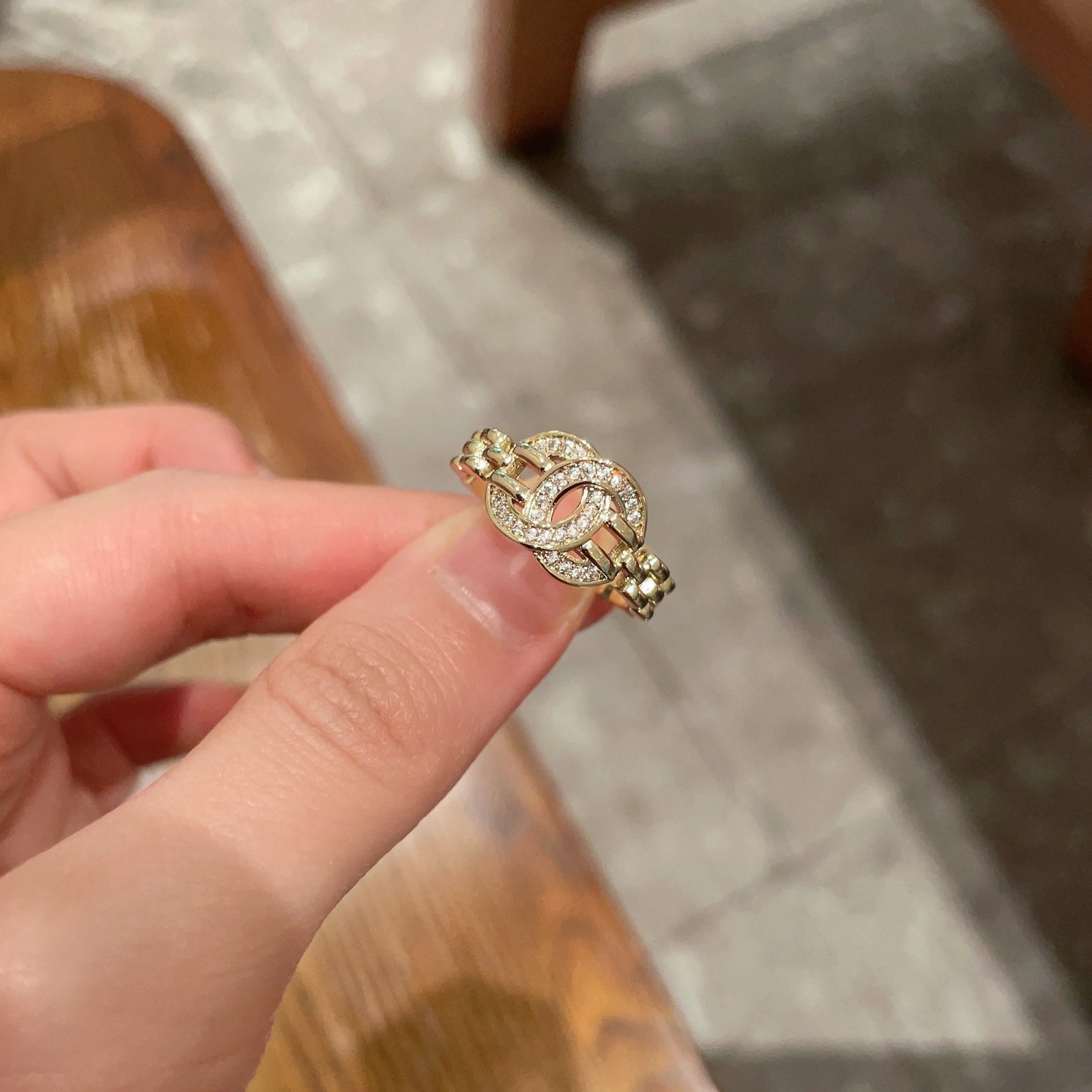 Chanel double C logo ring: Chanel double C logo ring! The simple design is incredibly sophisticated, makes your hands appear whiter, and is very versatile, easily layered with other styles. Thank you for viewing our auction and