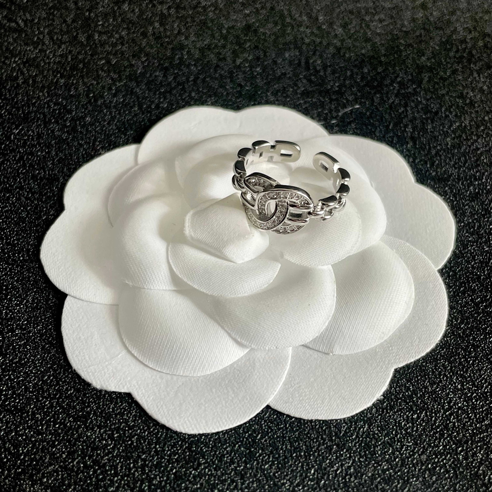 Chanel double C logo ring - 6