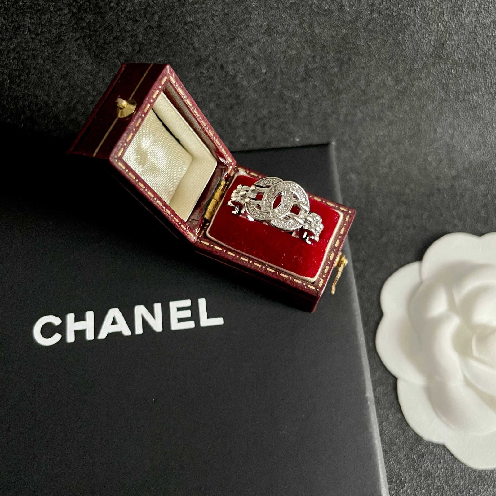 Chanel double C logo ring - 7