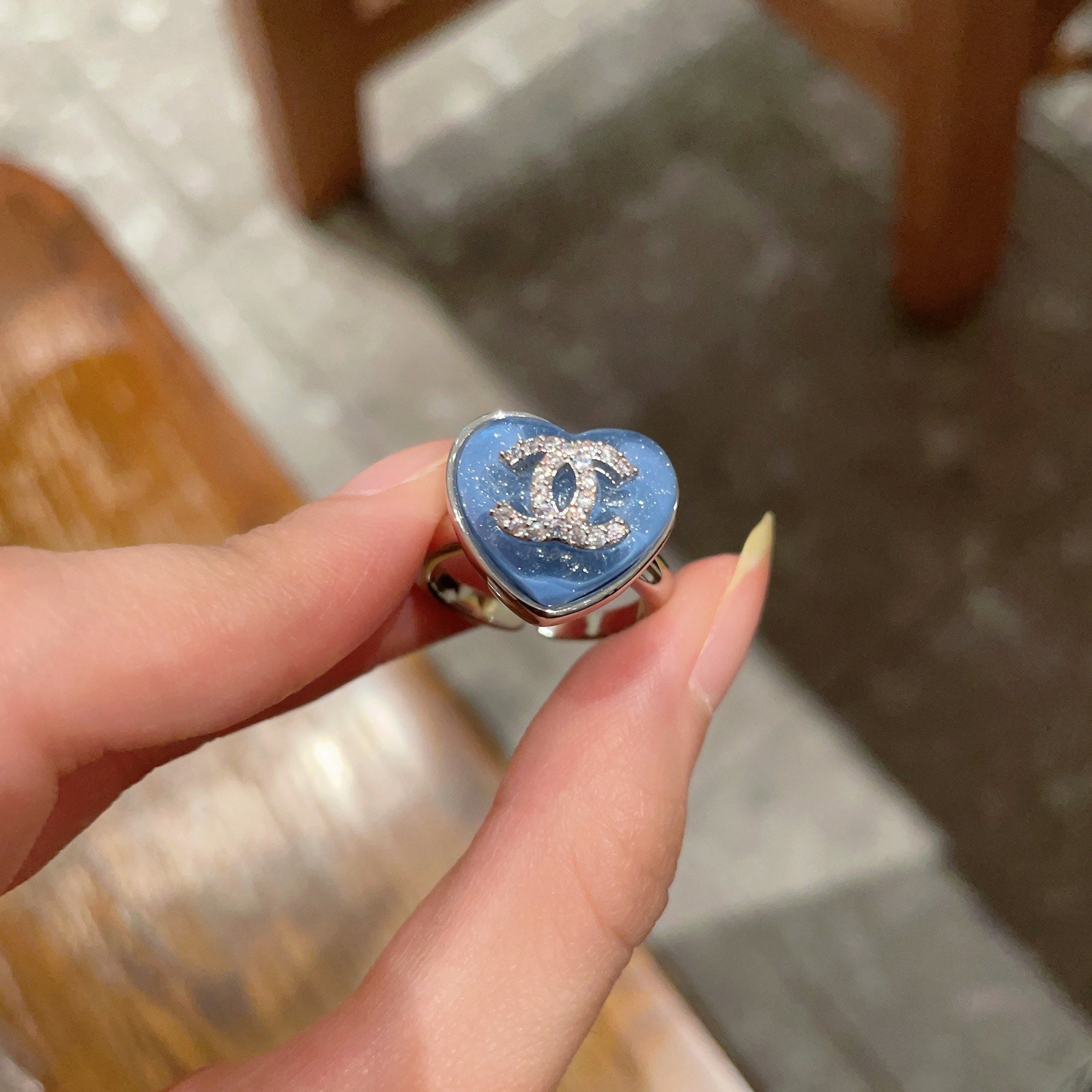 Chanel double C logo ring: Chanel double C logo ring! The simple design is incredibly sophisticated, makes your hands appear whiter, and is very versatile, easily layered with other styles. Thank you for viewing our auction