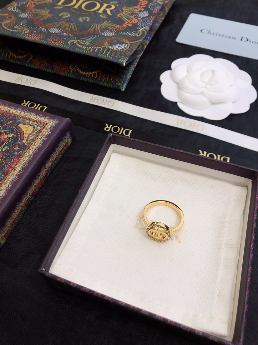 Dior CD Star Ring: The Dior CD star ring has a very high-quality feel! Thank you for viewing our auction and we look forward to serving you as a valued Gold Standard Auctions customer! Each item has been carefully selec