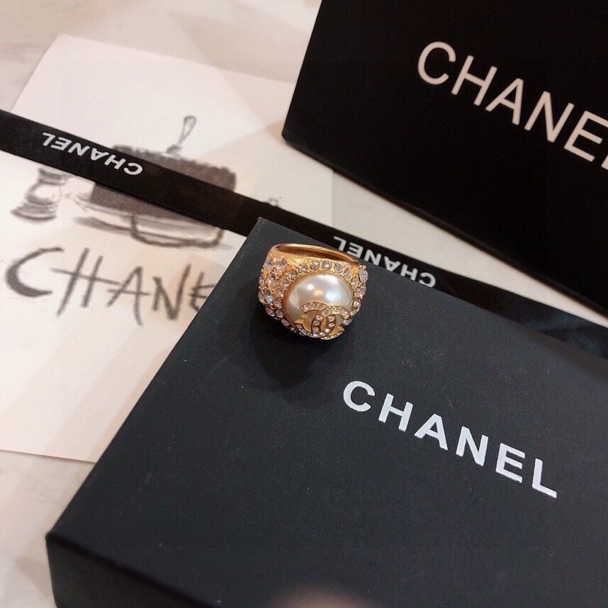 Chanel - 5