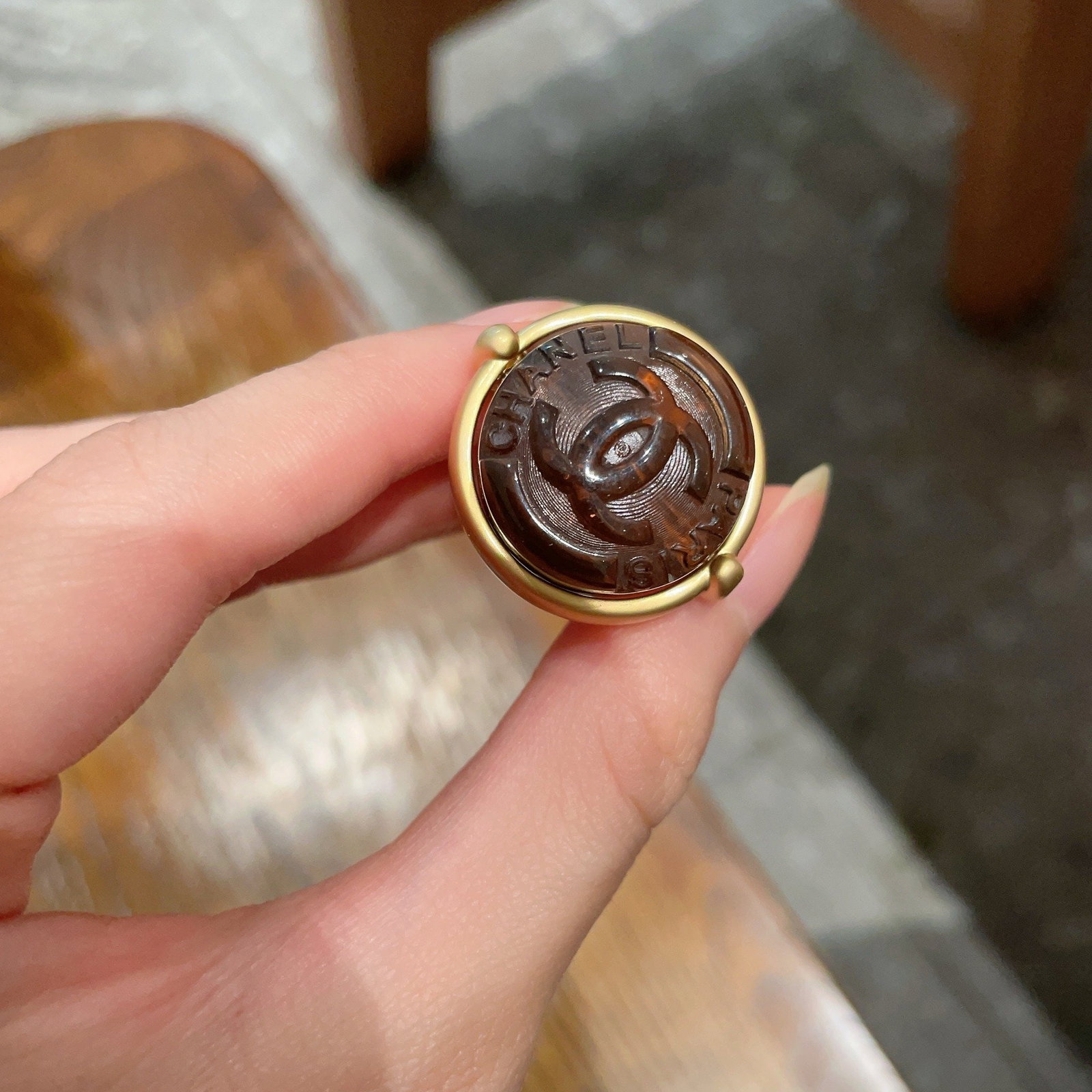 Chanel double C logo ring: Chanel double C logo ring! The simple design is incredibly sophisticated, makes your hands appear whiter, and is very versatile, easily layered with other styles. Thank you for viewing our auction