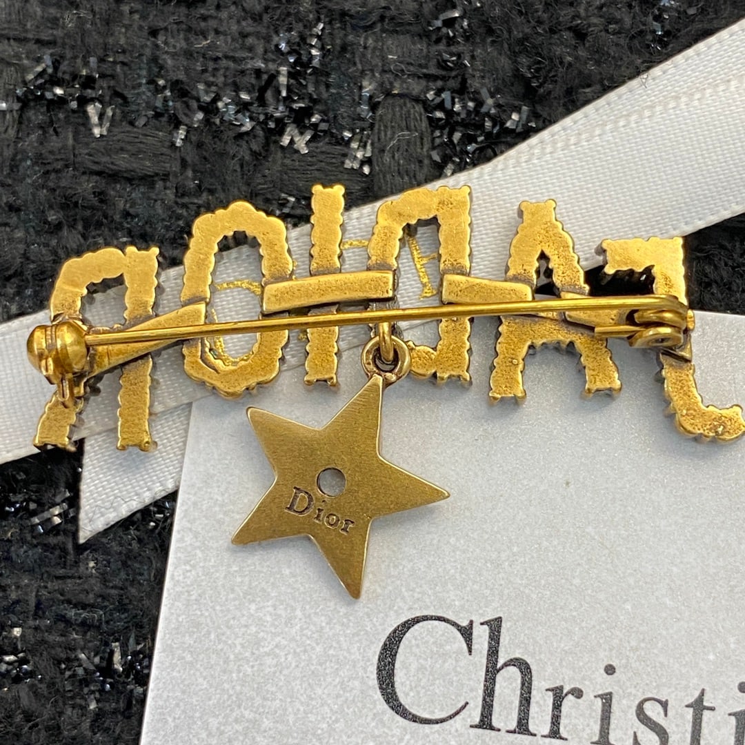 DIOR - 8