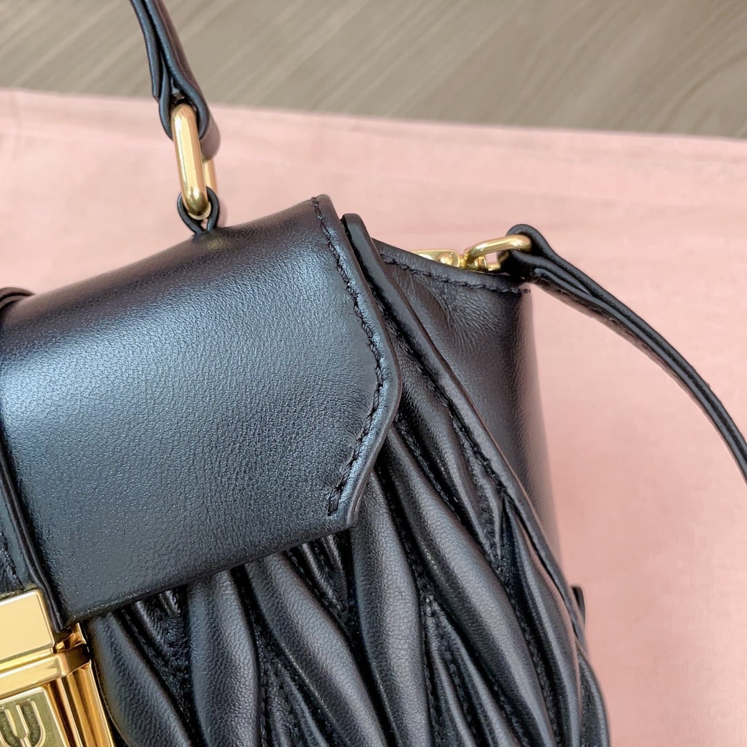 MIUMIU - 6