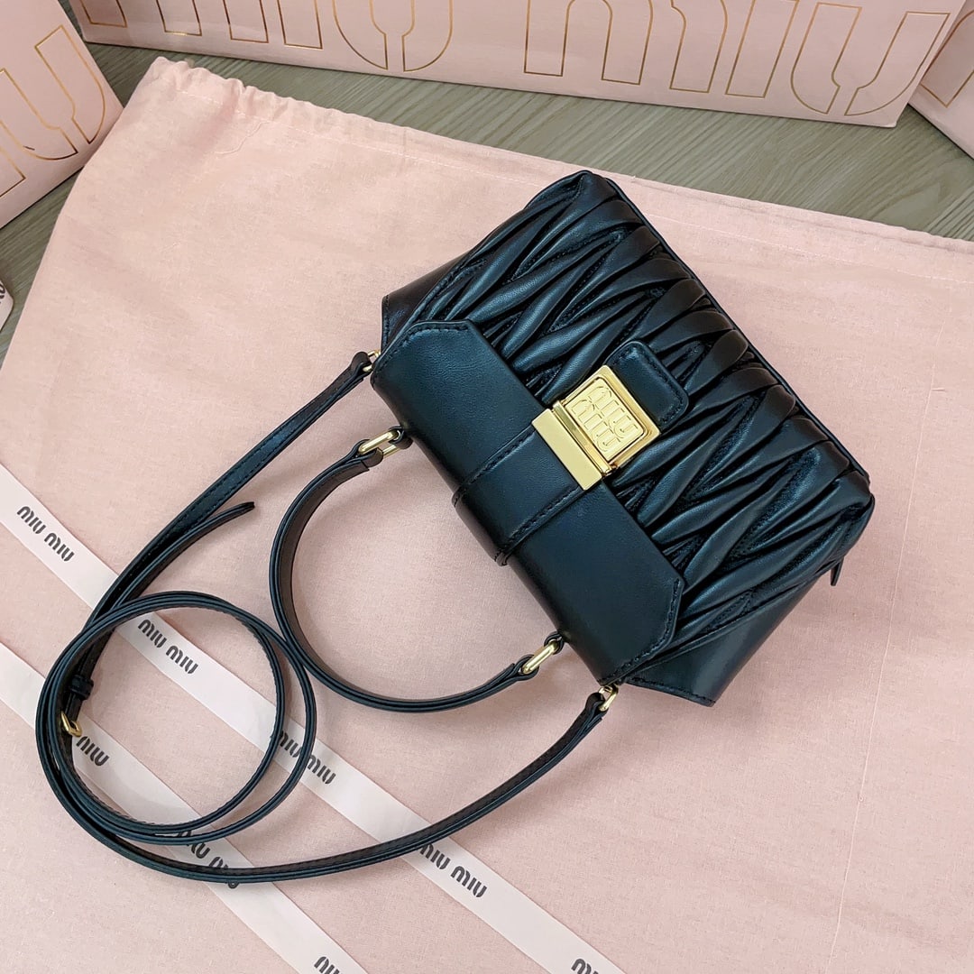 MIUMIU - 9